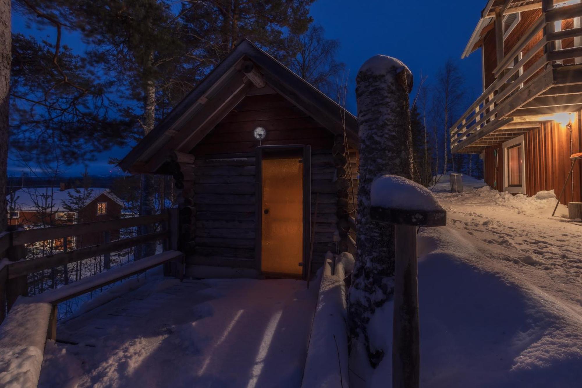 Kalix Riverside Inn, Farm Timbering 外观 照片