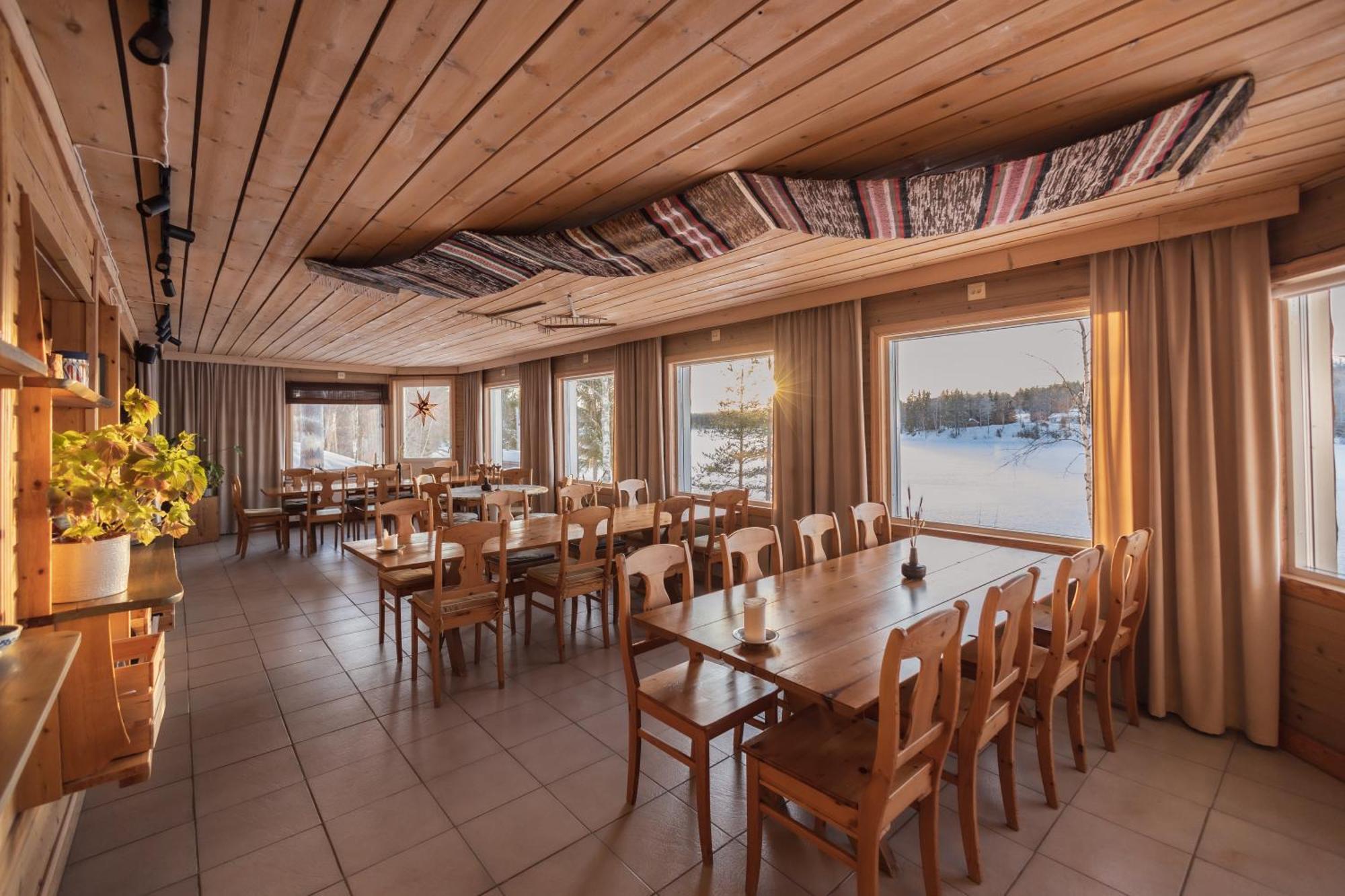 Kalix Riverside Inn, Farm Timbering 外观 照片